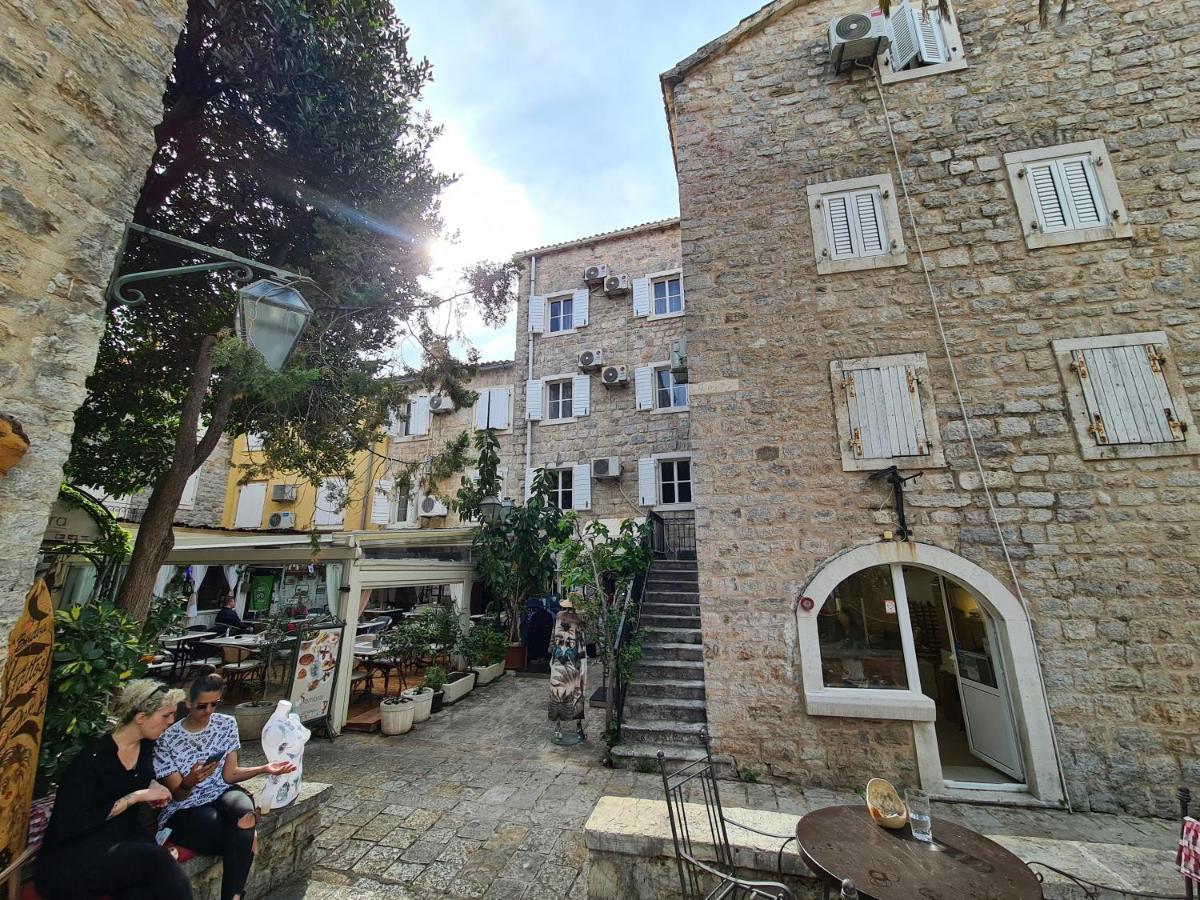 Beatrix 3* Budva